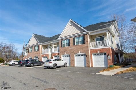 autumn pointe at little falls|108 Autumn Ct, Little Falls, NJ 07424 .